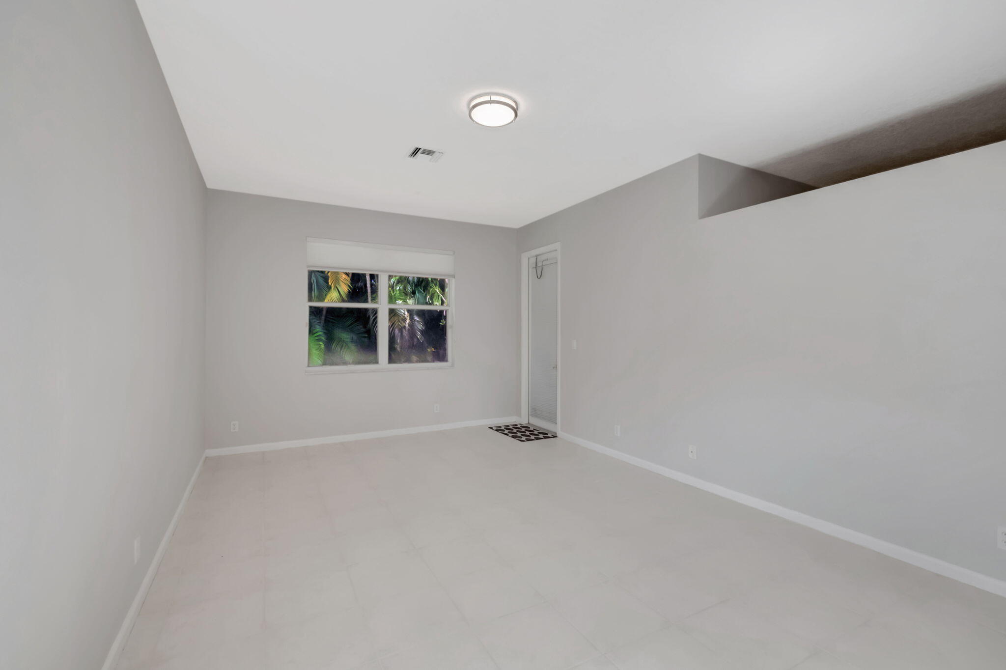 5916 Seashell Terrace