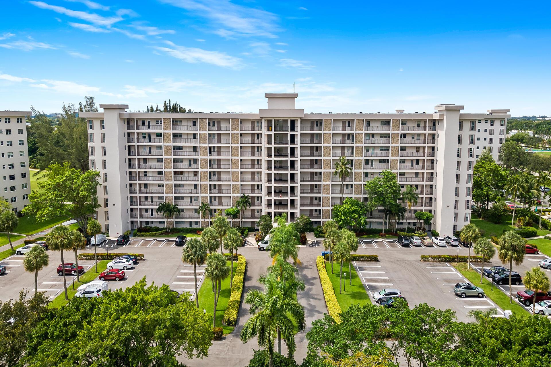3200 N Palm Aire Drive 901
