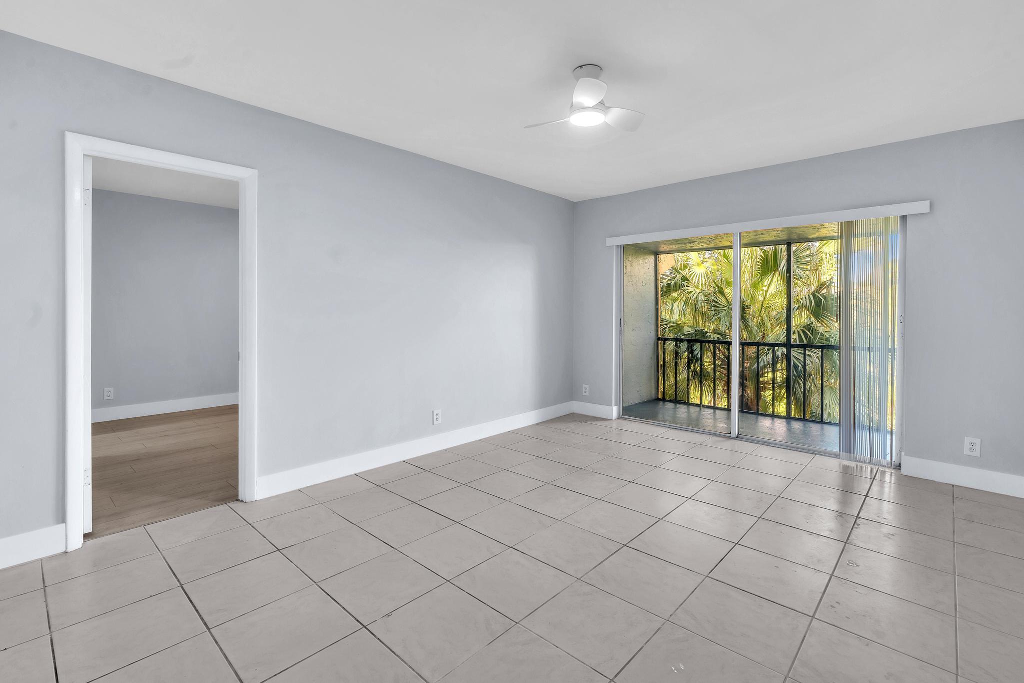 450 NW 20th Street 312, Boca Raton Unit: 312