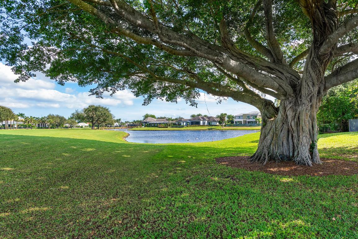 4555 Bocaire Boulevard, Boca Raton