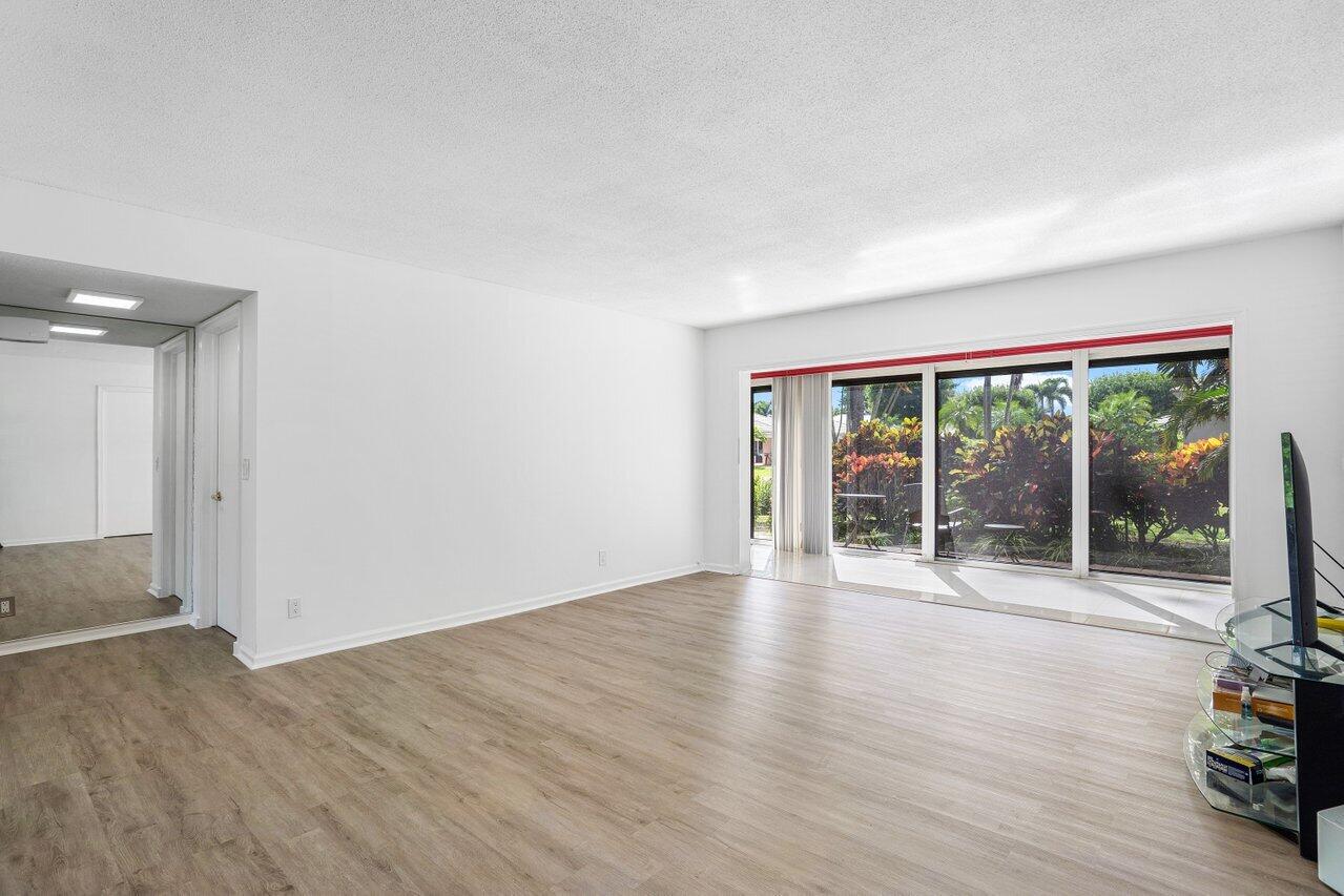 4359 Quail Ridge Drive N A