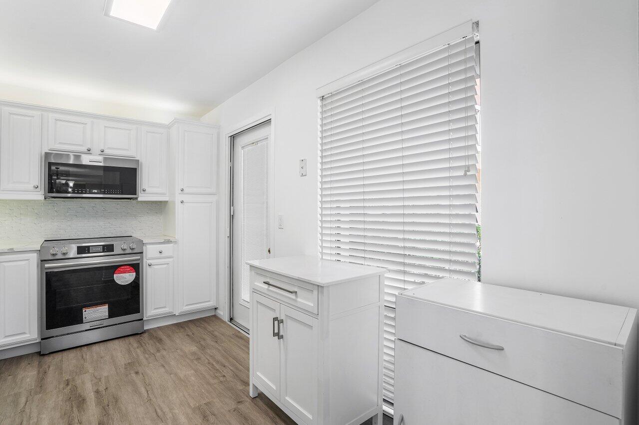 4359 Quail Ridge Drive N A