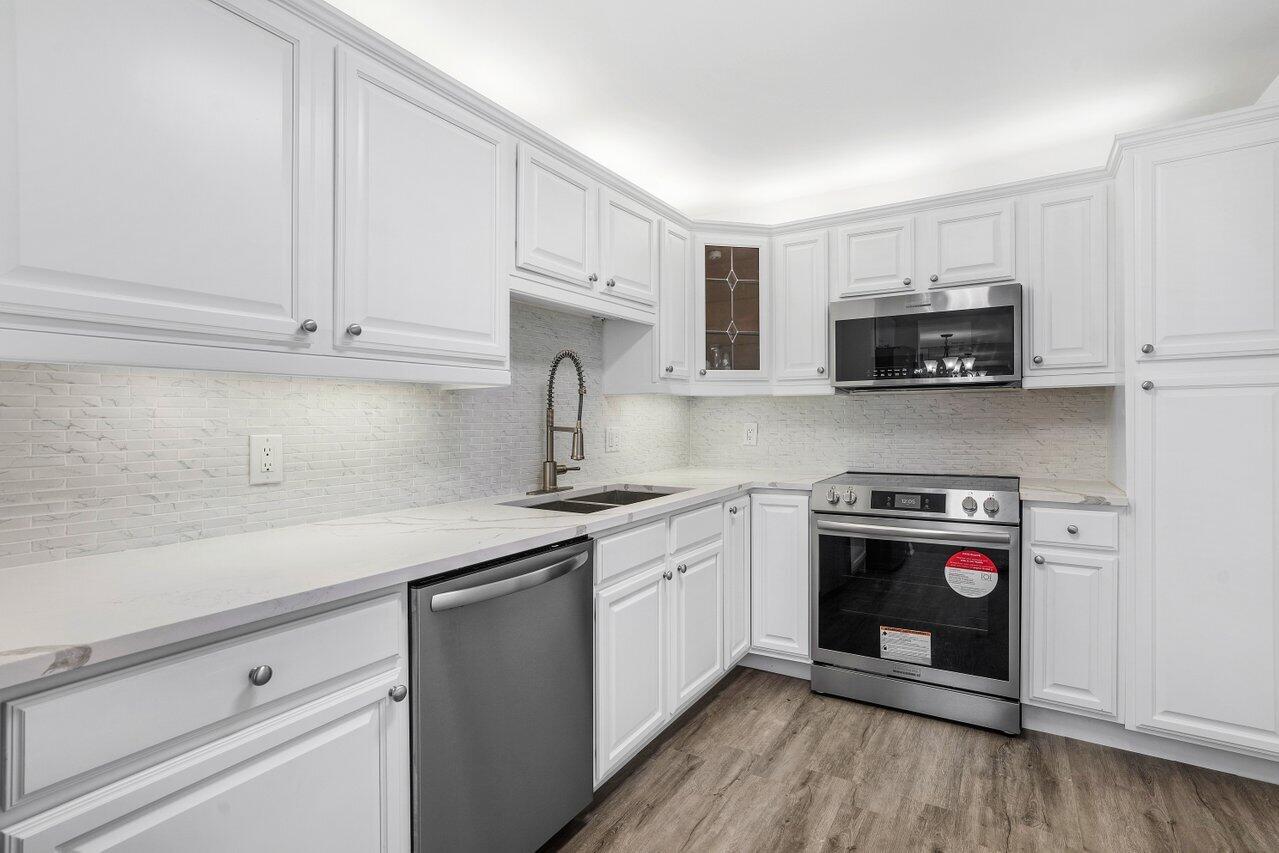 4359 Quail Ridge Drive N A