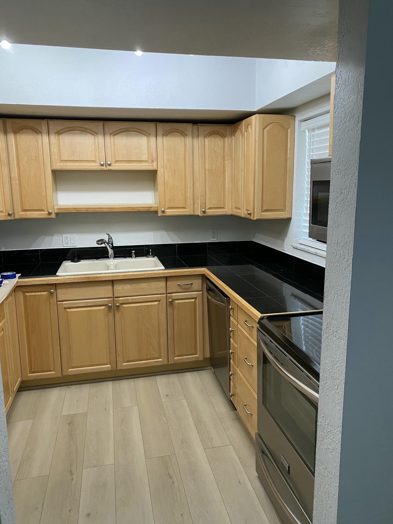 118 Yacht Club Drive 2