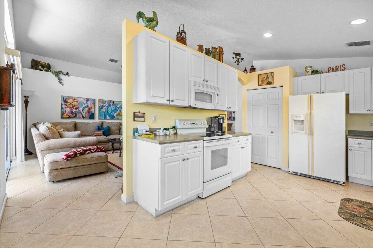 7557 Lake Harbor Terrace