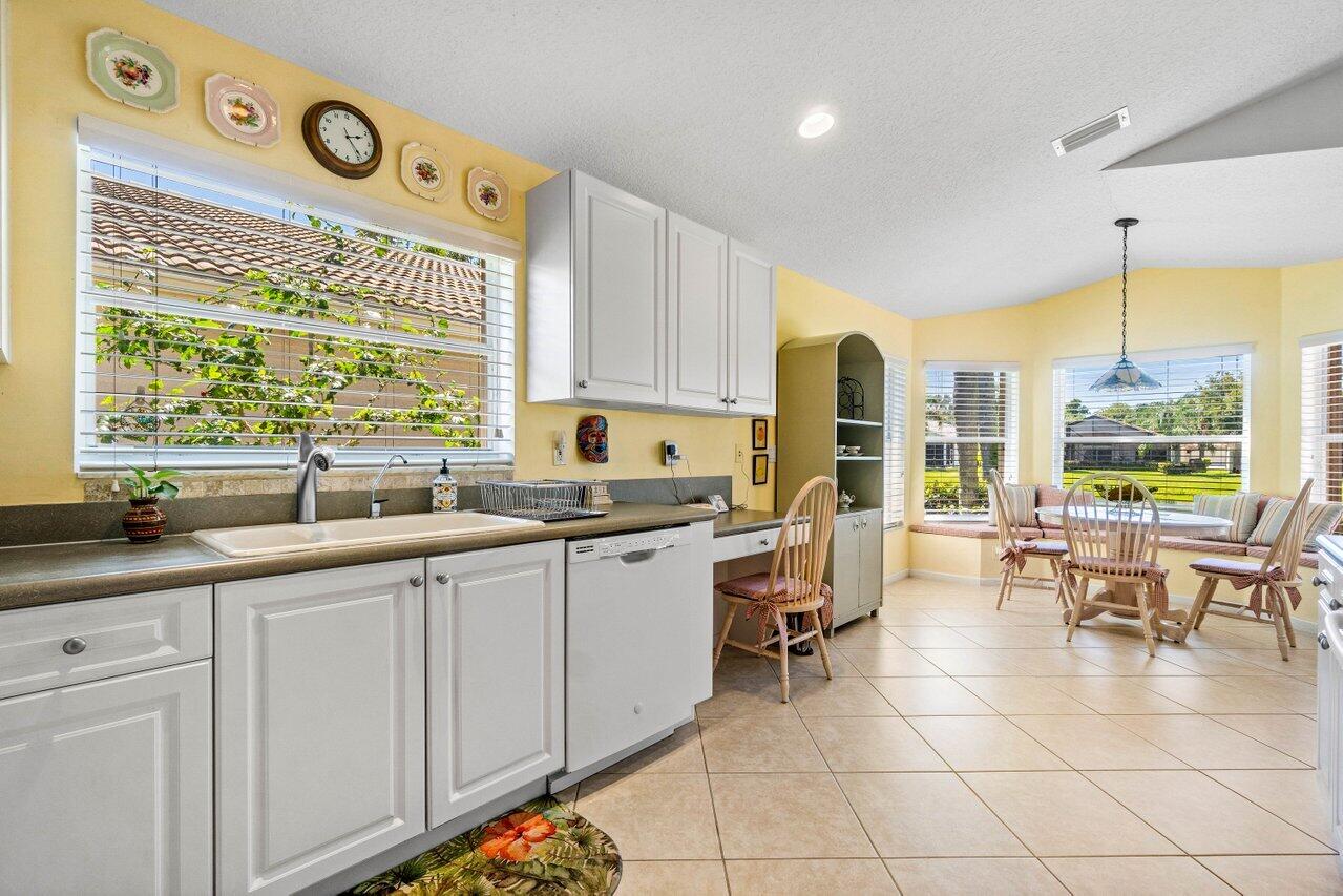 7557 Lake Harbor Terrace