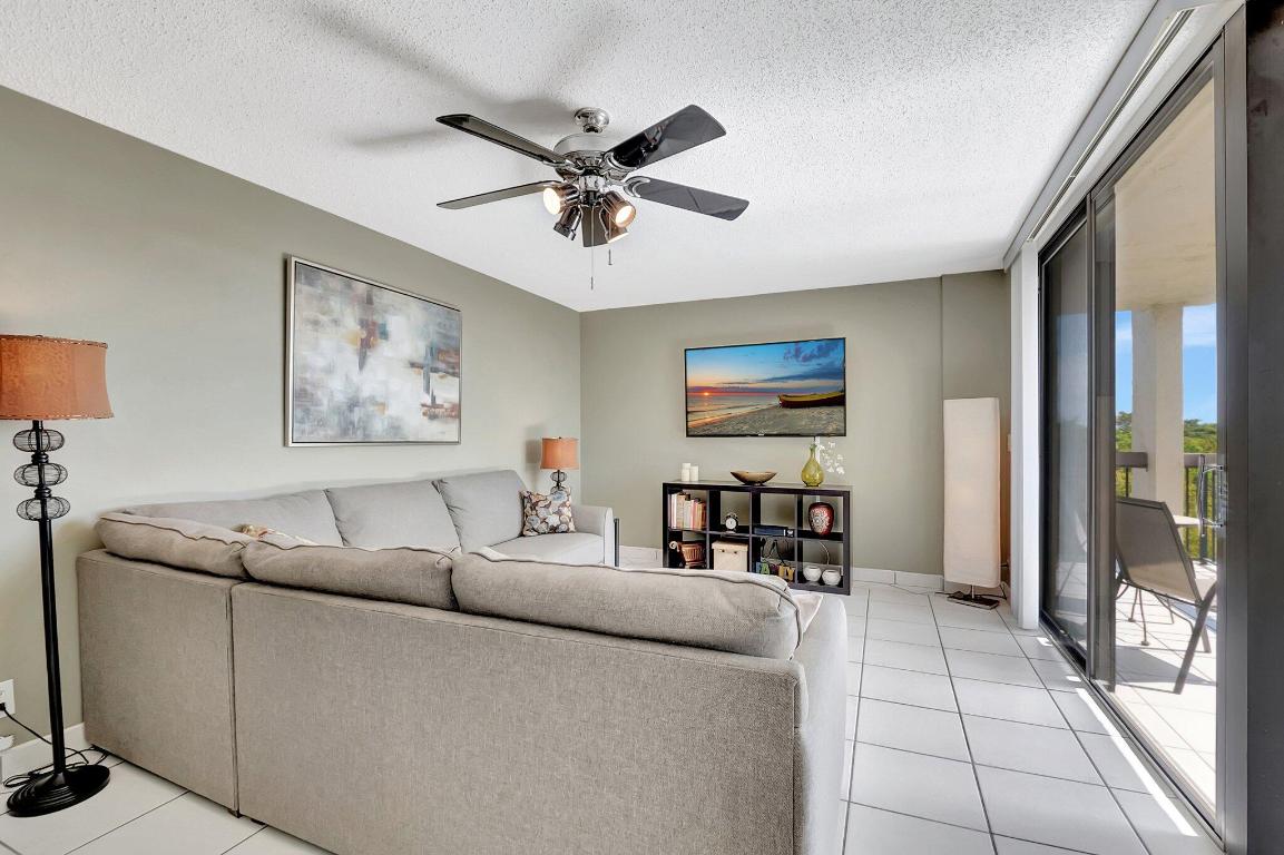 825 Egret Circle, 511, Delray Beach Unit: 511