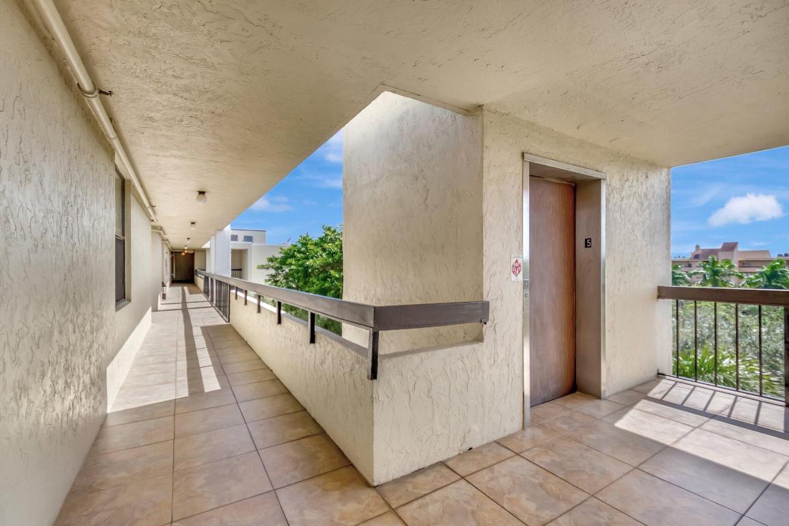 825 Egret Circle, 511, Delray Beach Unit: 511