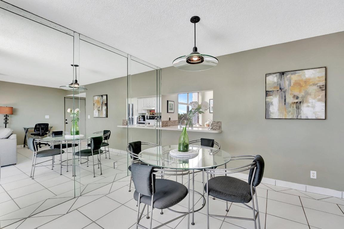 825 Egret Circle, 511, Delray Beach Unit: 511