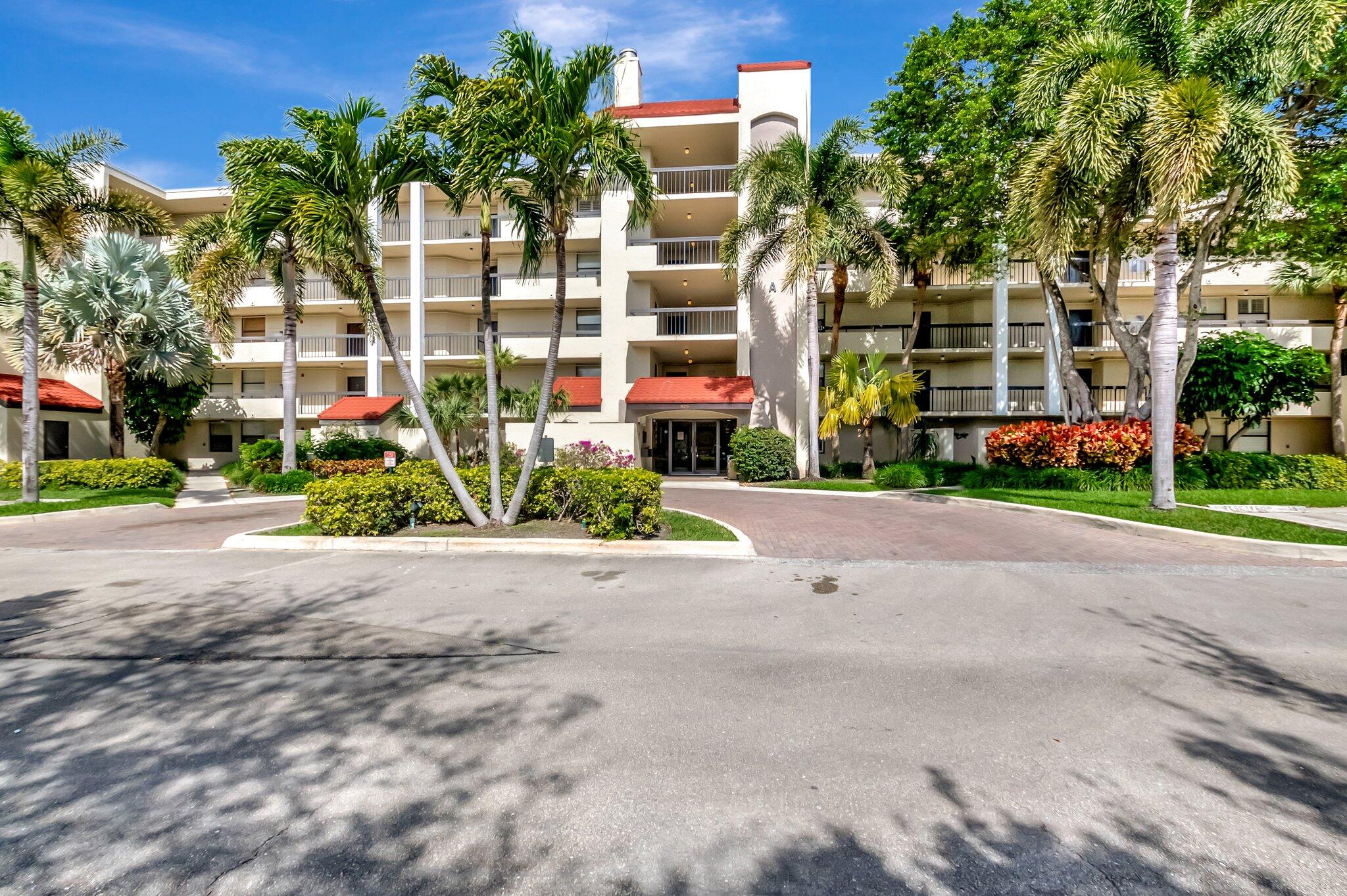 825 Egret Circle, 511, Delray Beach Unit: 511