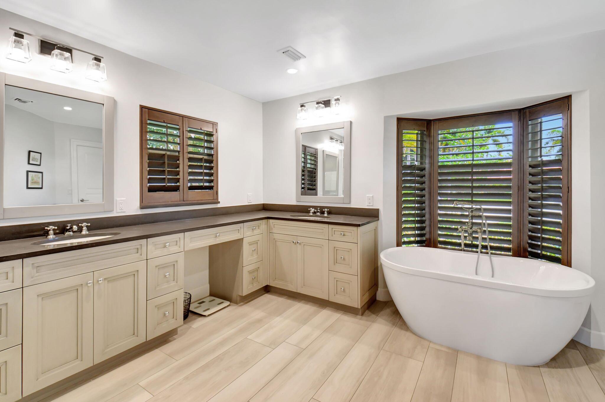 11949 Date Palm Drive