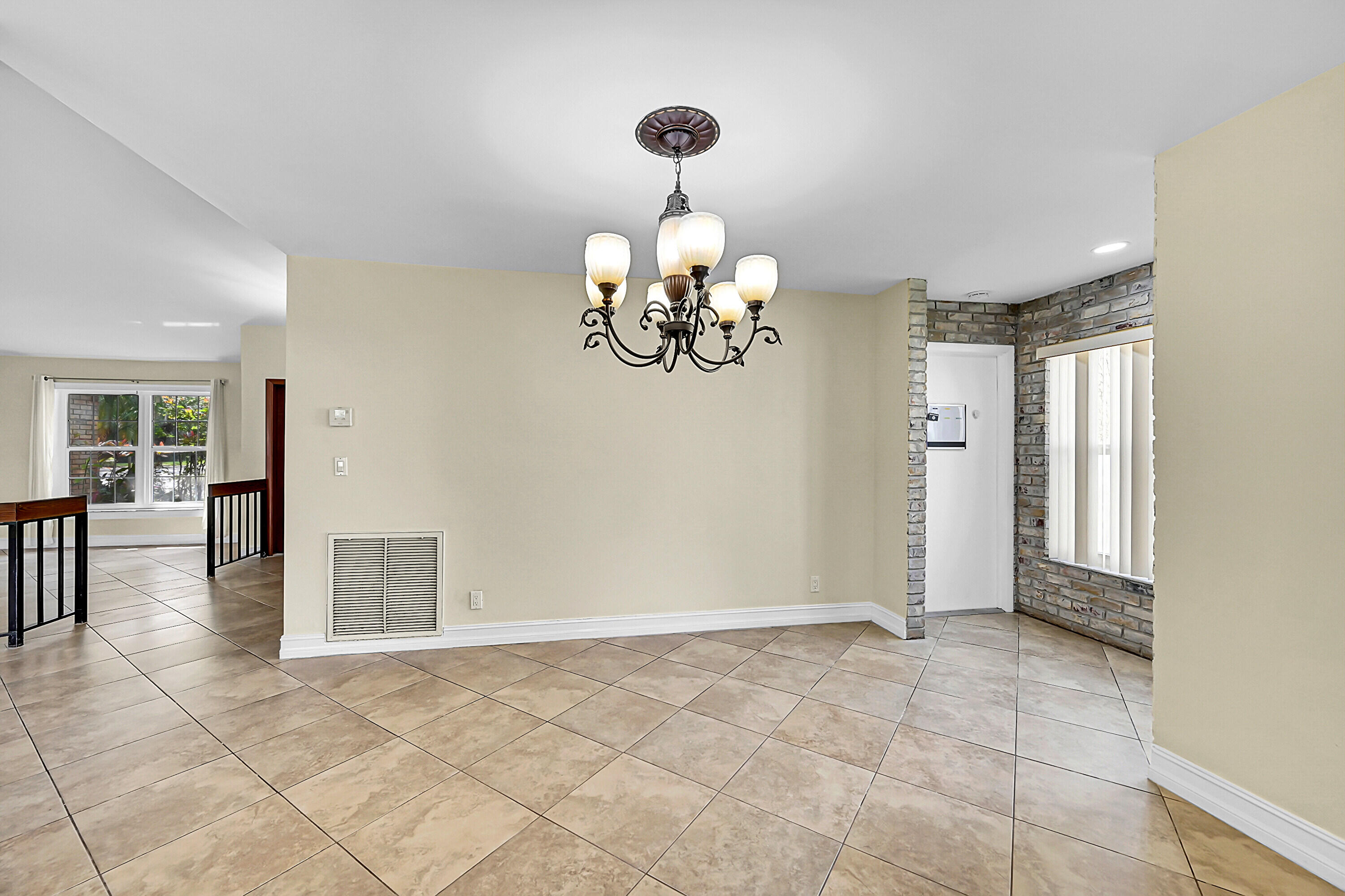 6615 NW 48th Manor, Coral Springs