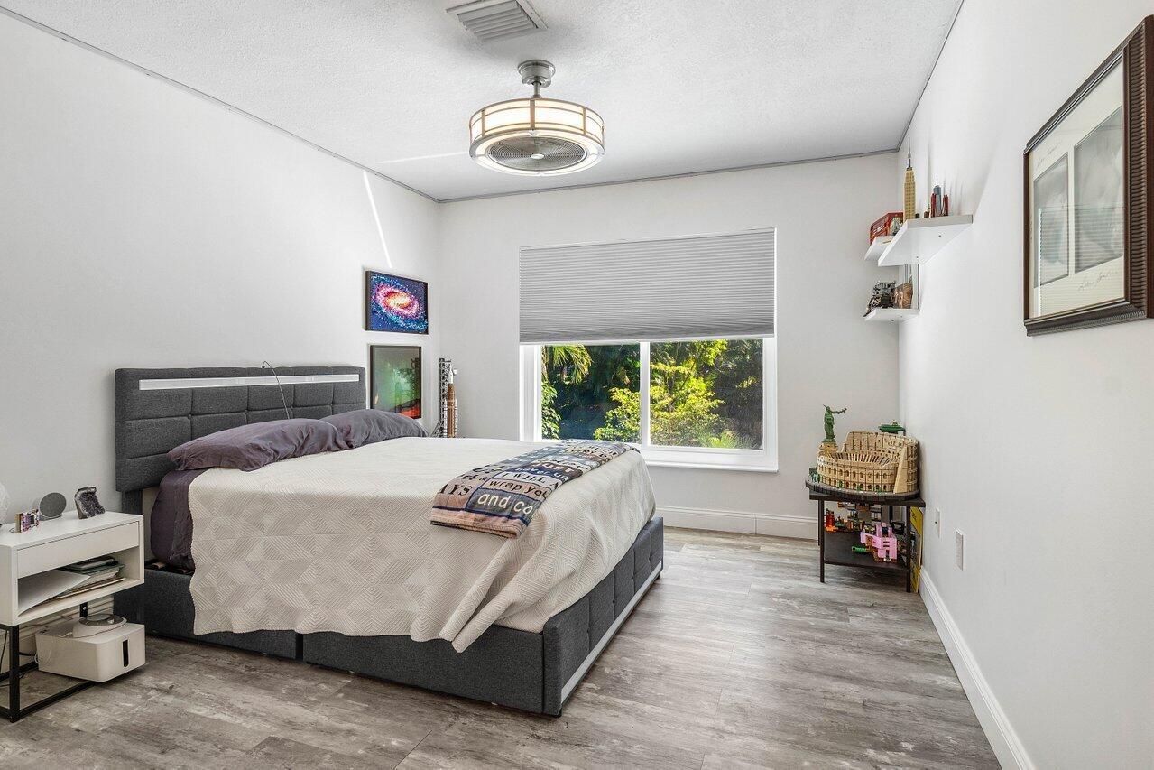 3200 Canterbury Drive