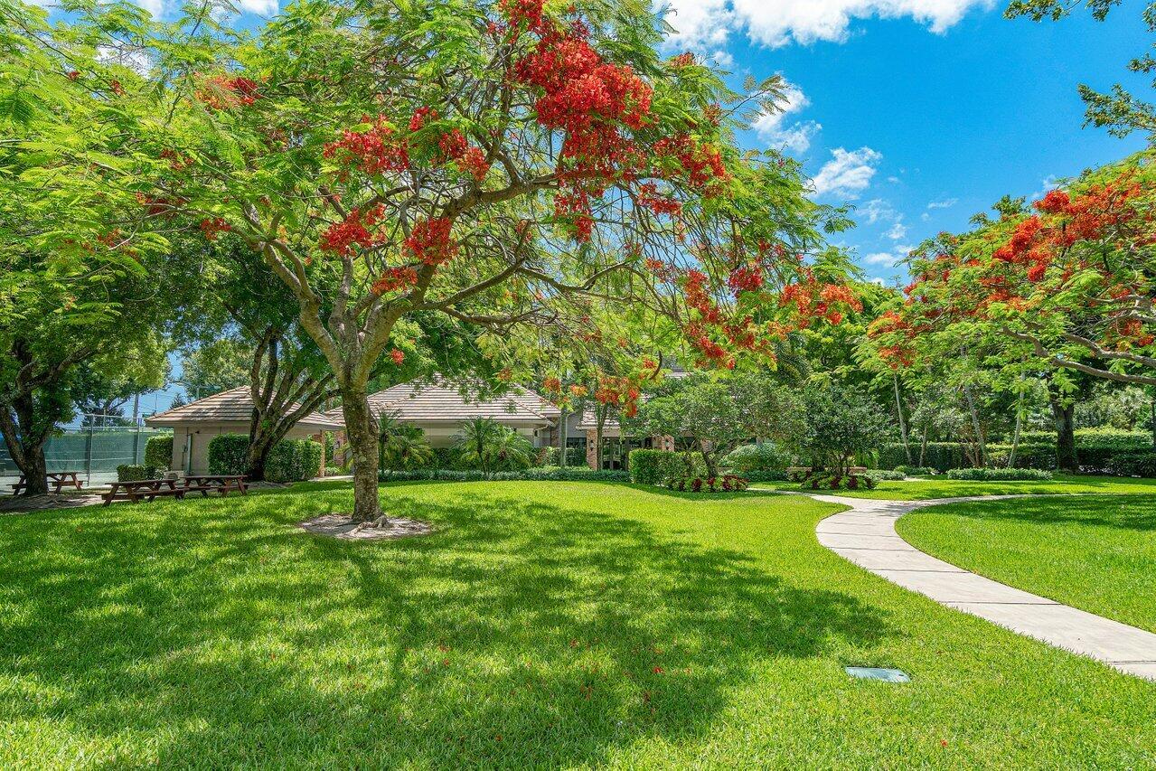 3200 Canterbury Drive