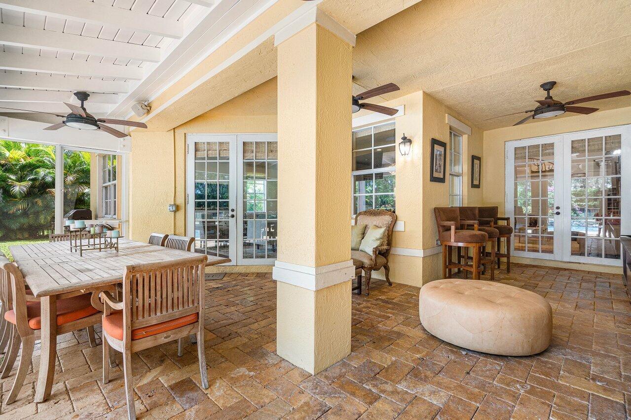 10509 Willow Oak Court