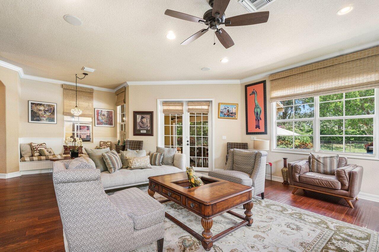 10509 Willow Oak Court