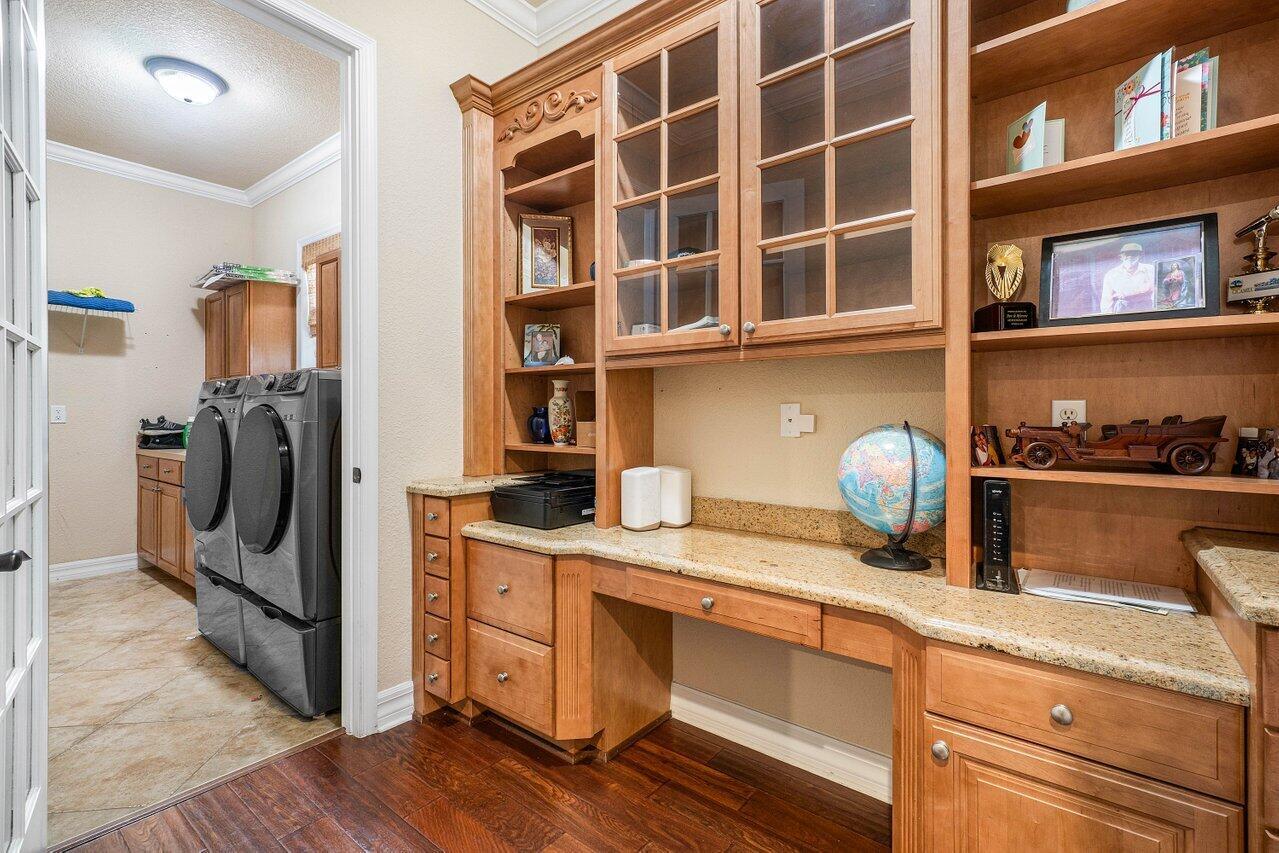 10509 Willow Oak Court