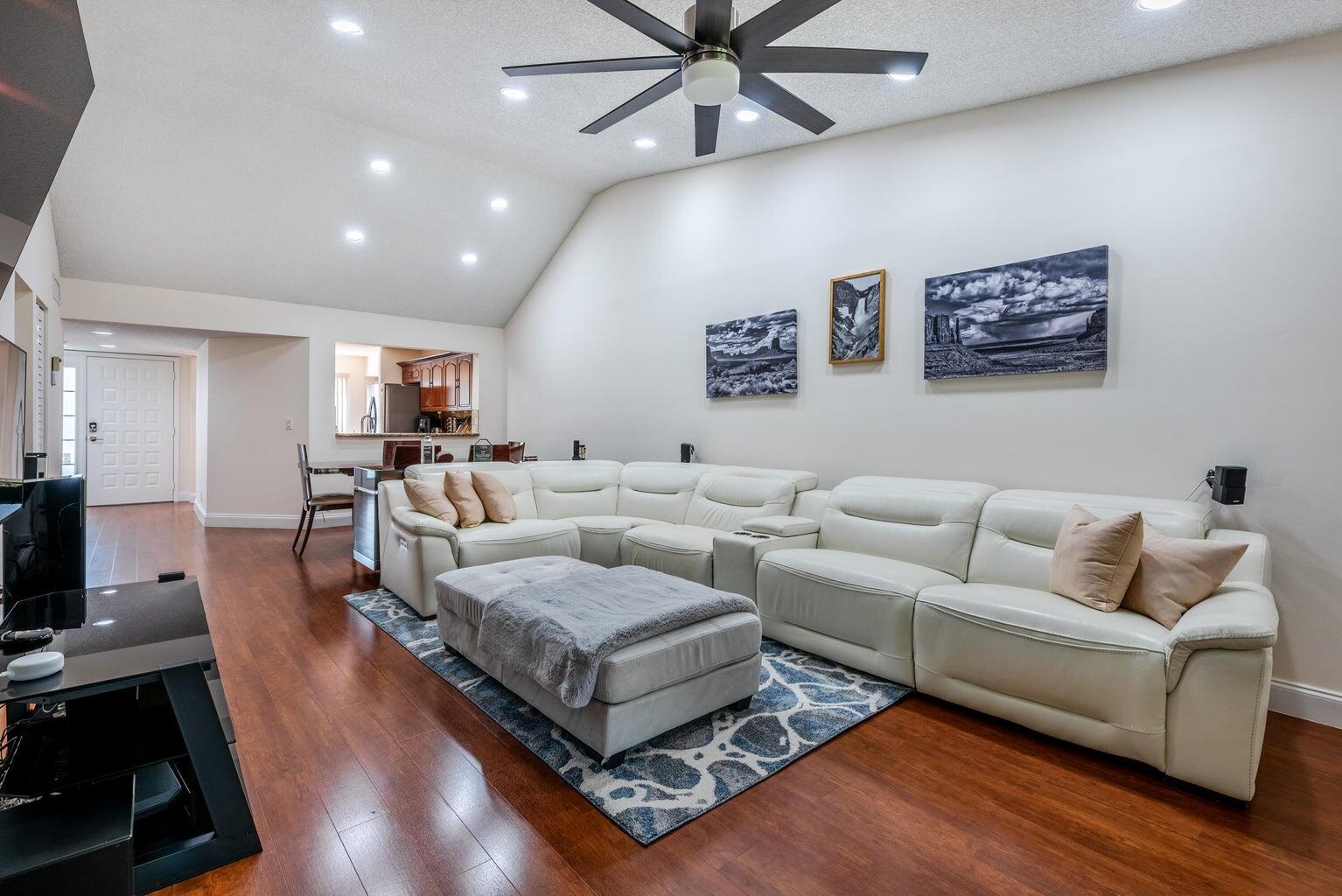 7599 Glendevon Lane 1507, Delray Beach Unit: 1507