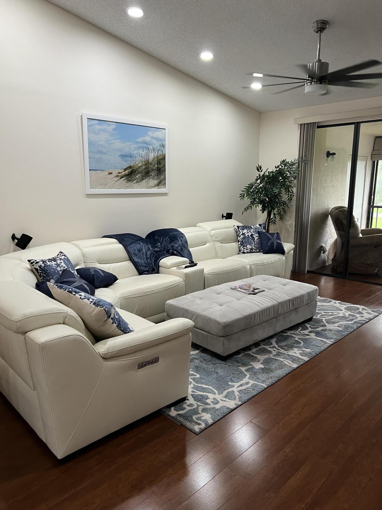 7599 Glendevon Lane 1507, Delray Beach Unit: 1507