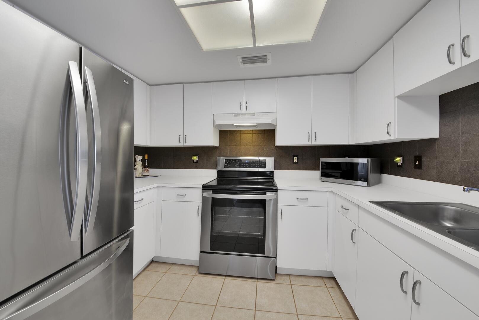 600 Crestwood Court N 611