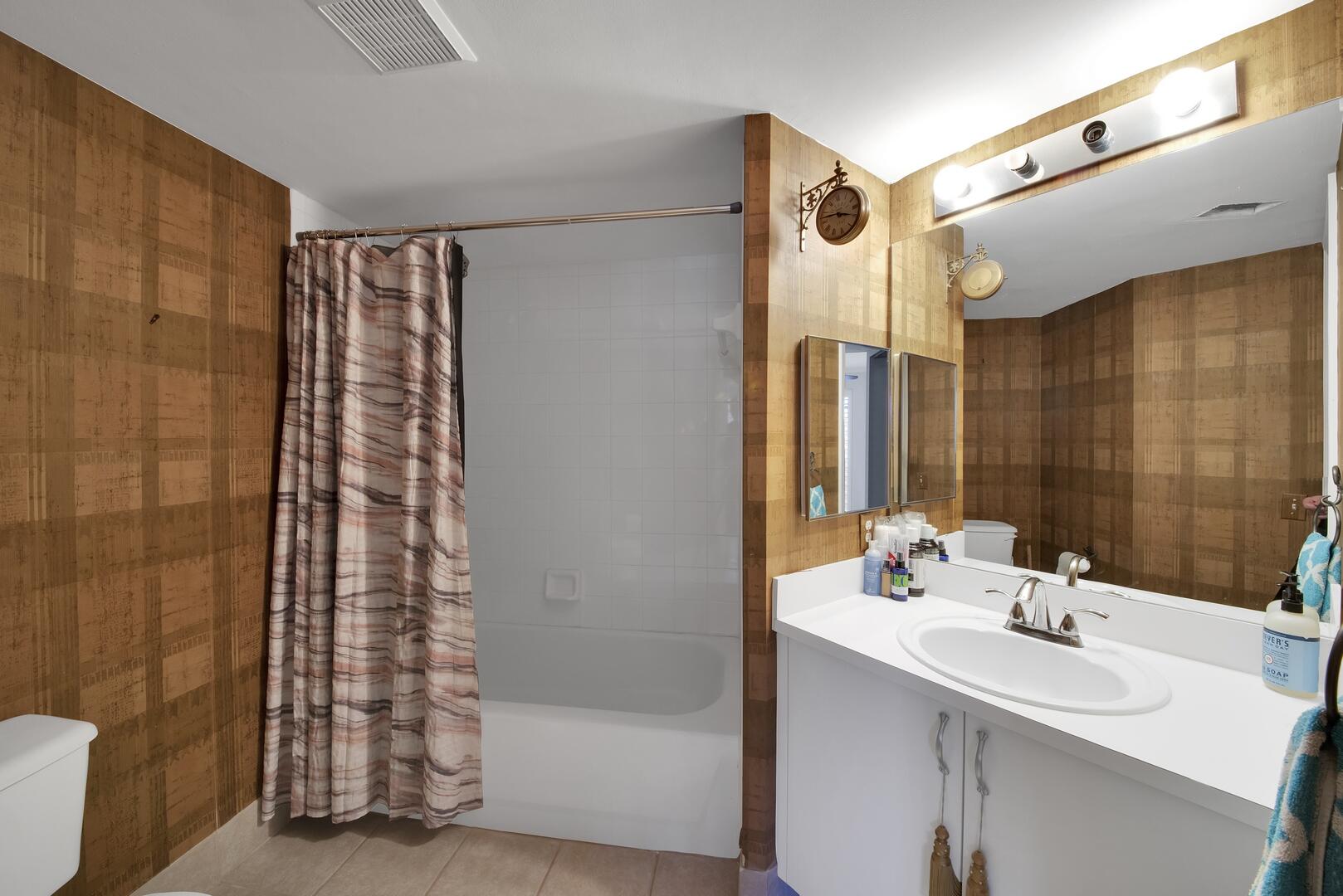 600 Crestwood Court N 611