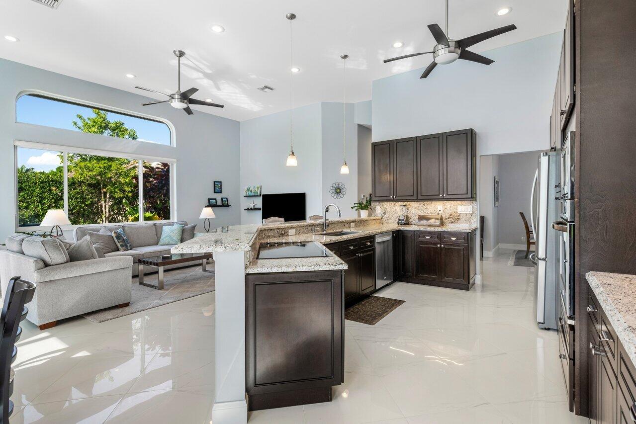 10751 Avenida Santa Ana