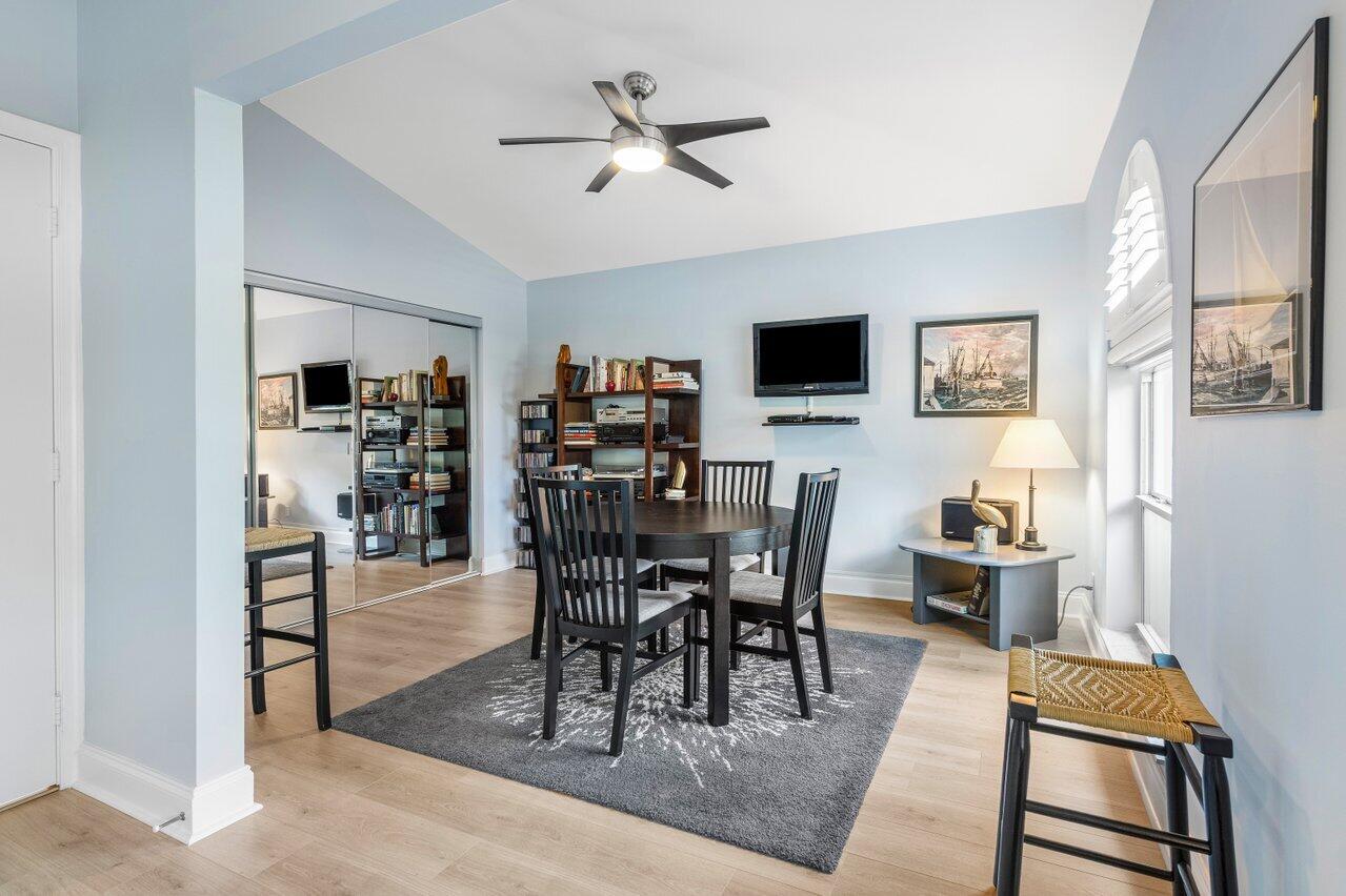 10751 Avenida Santa Ana