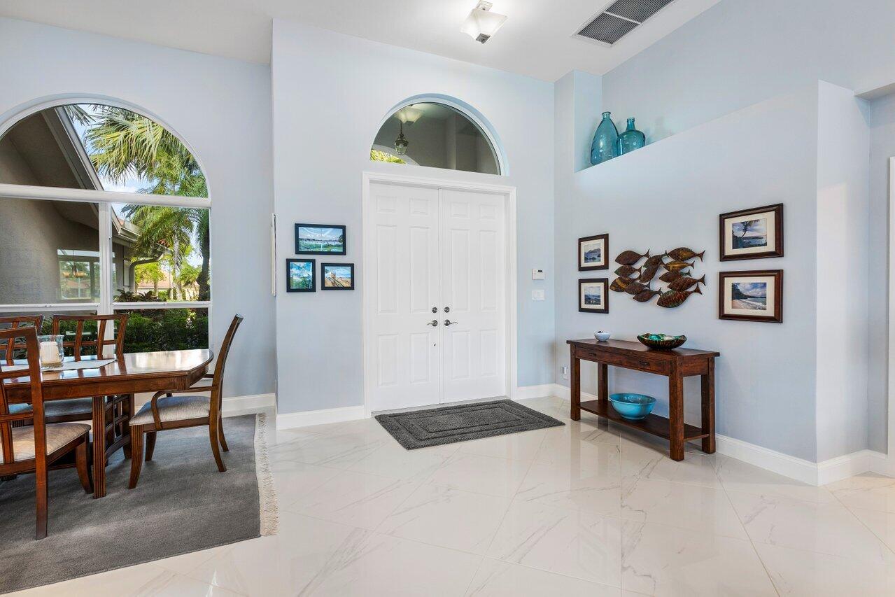 10751 Avenida Santa Ana