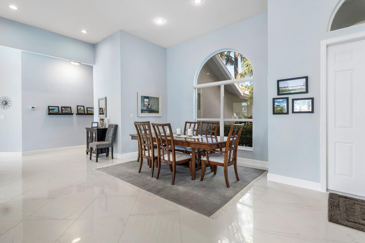 10751 Avenida Santa Ana