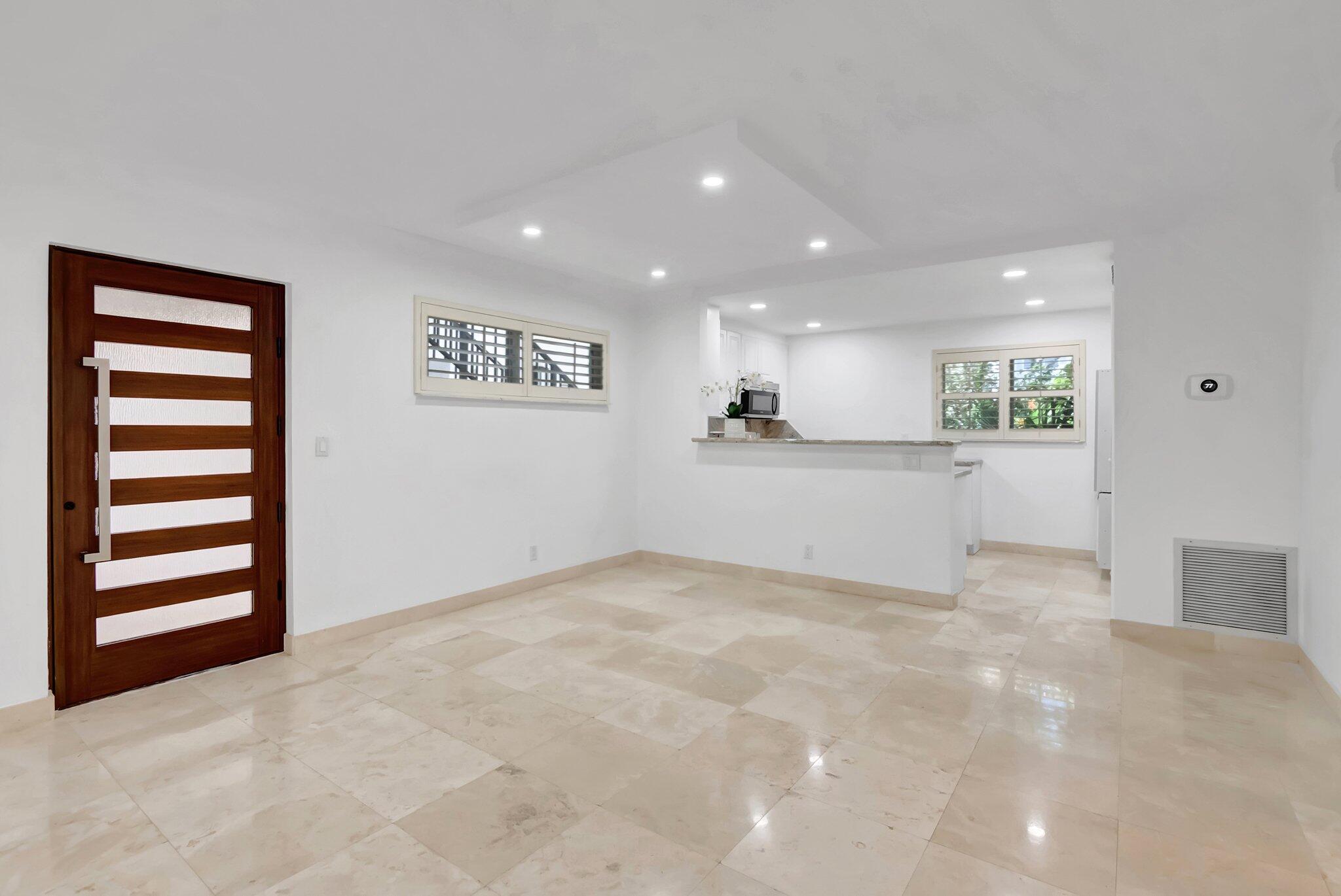 1000 E Camino Real 1a, Boca Raton Unit: 1a