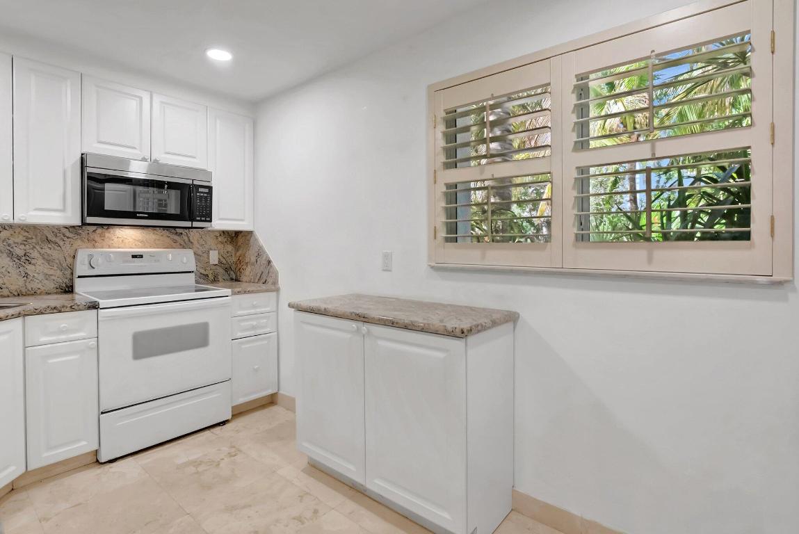 1000 E Camino Real 1a, Boca Raton Unit: 1a