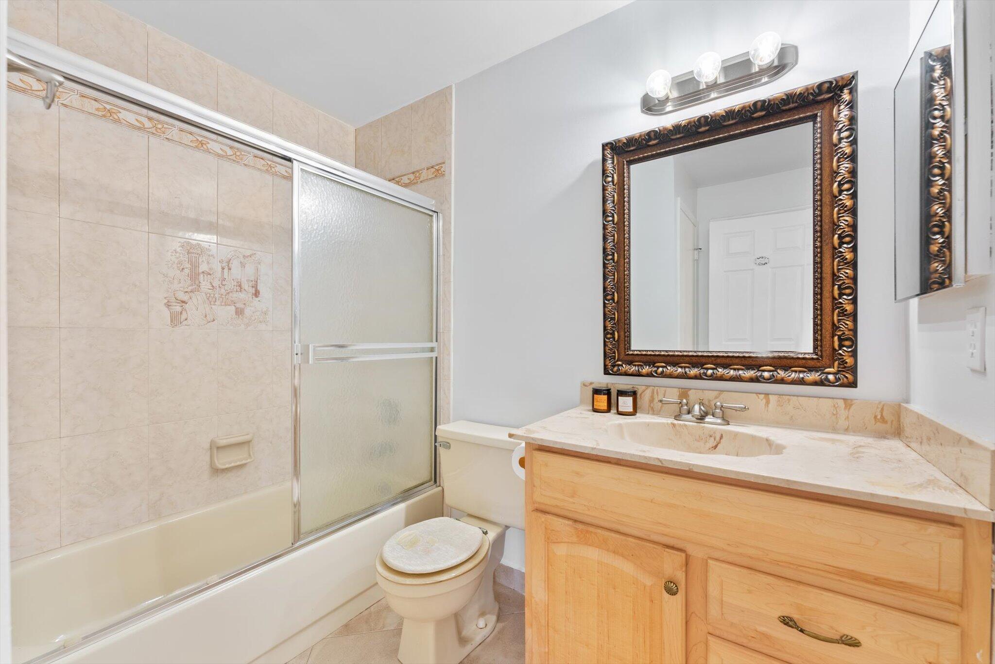 15860 Laurel Oak Circle