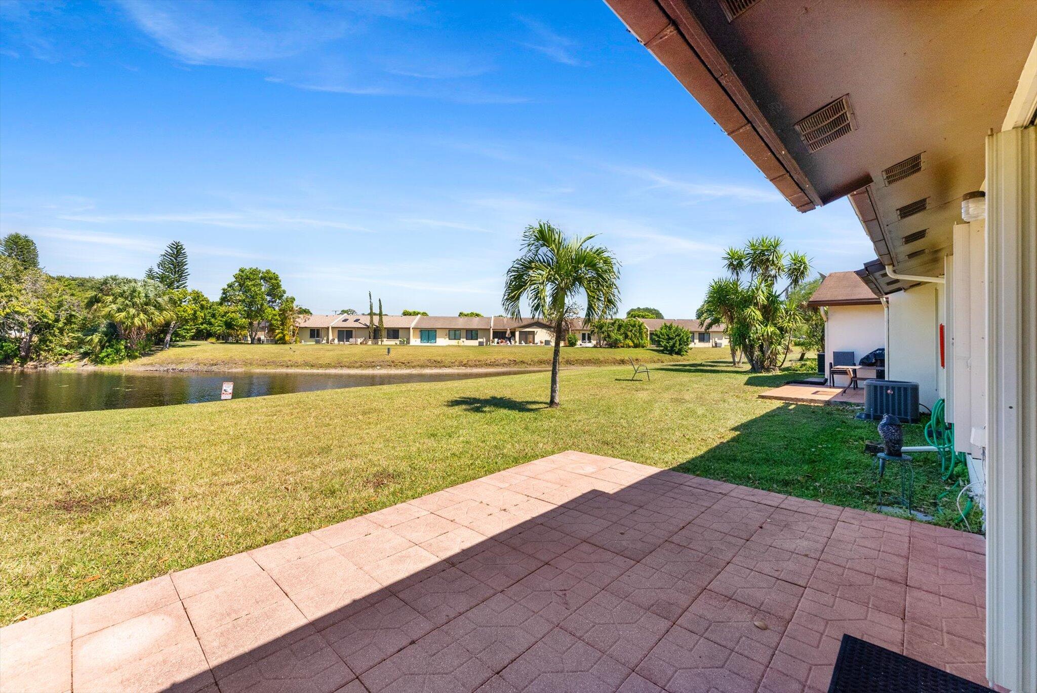 15860 Laurel Oak Circle