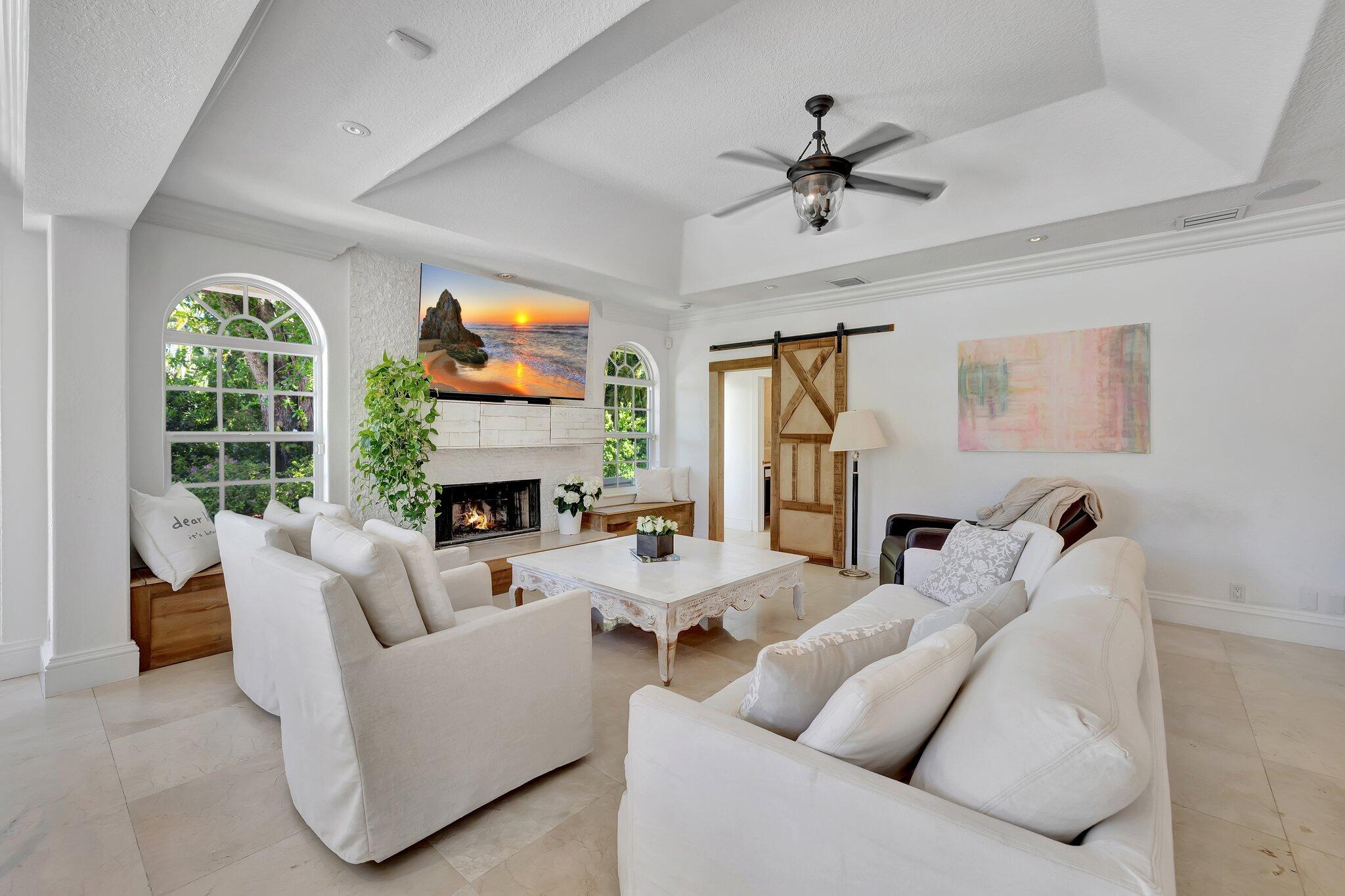 15082 Tall Oak Avenue