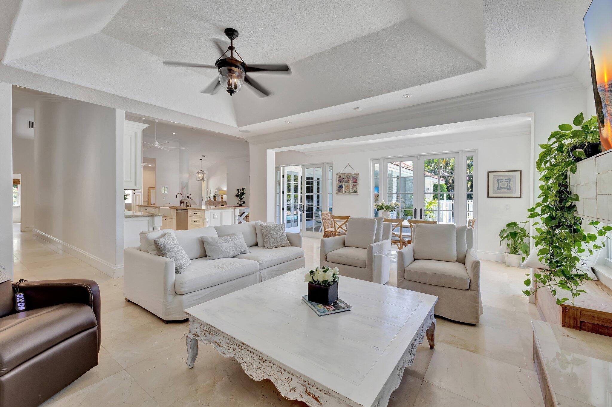 15082 Tall Oak Avenue