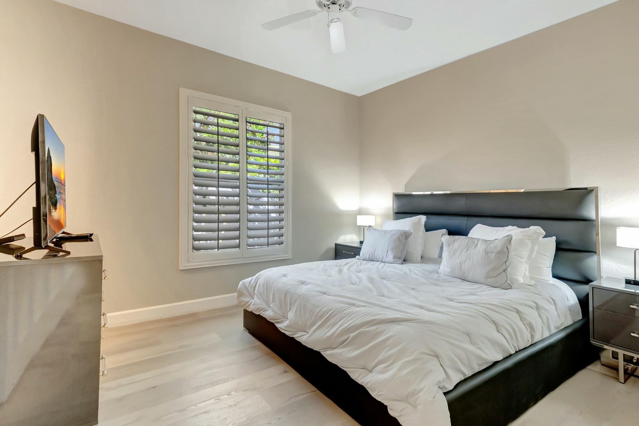 7946 Villa D Este Way