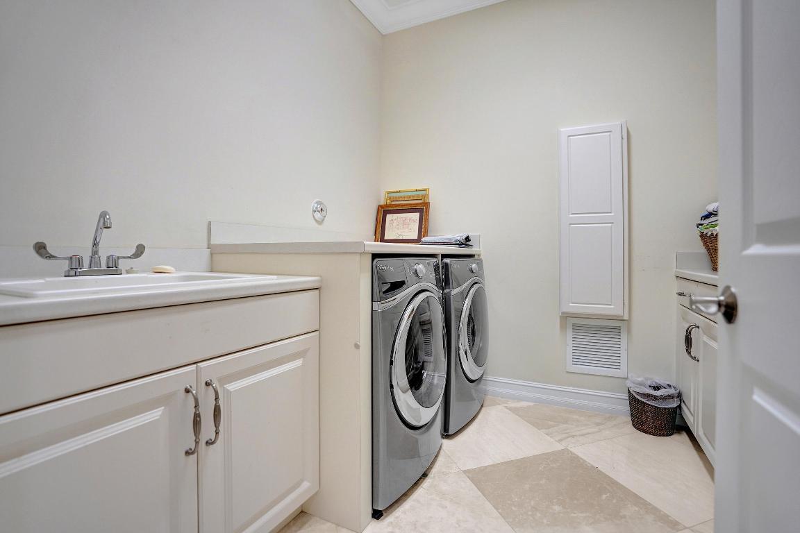 8879 Sydney Harbor Circle