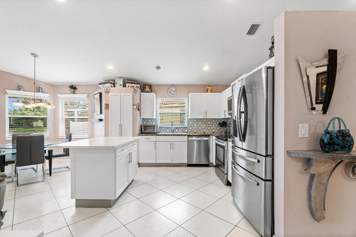 3512 Miramontes Circle, Wellington