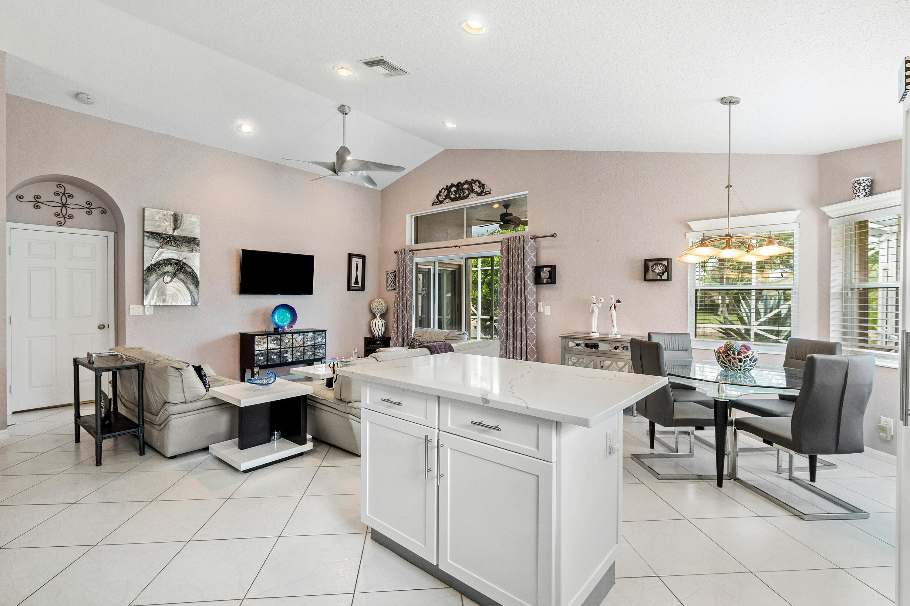 3512 Miramontes Circle, Wellington