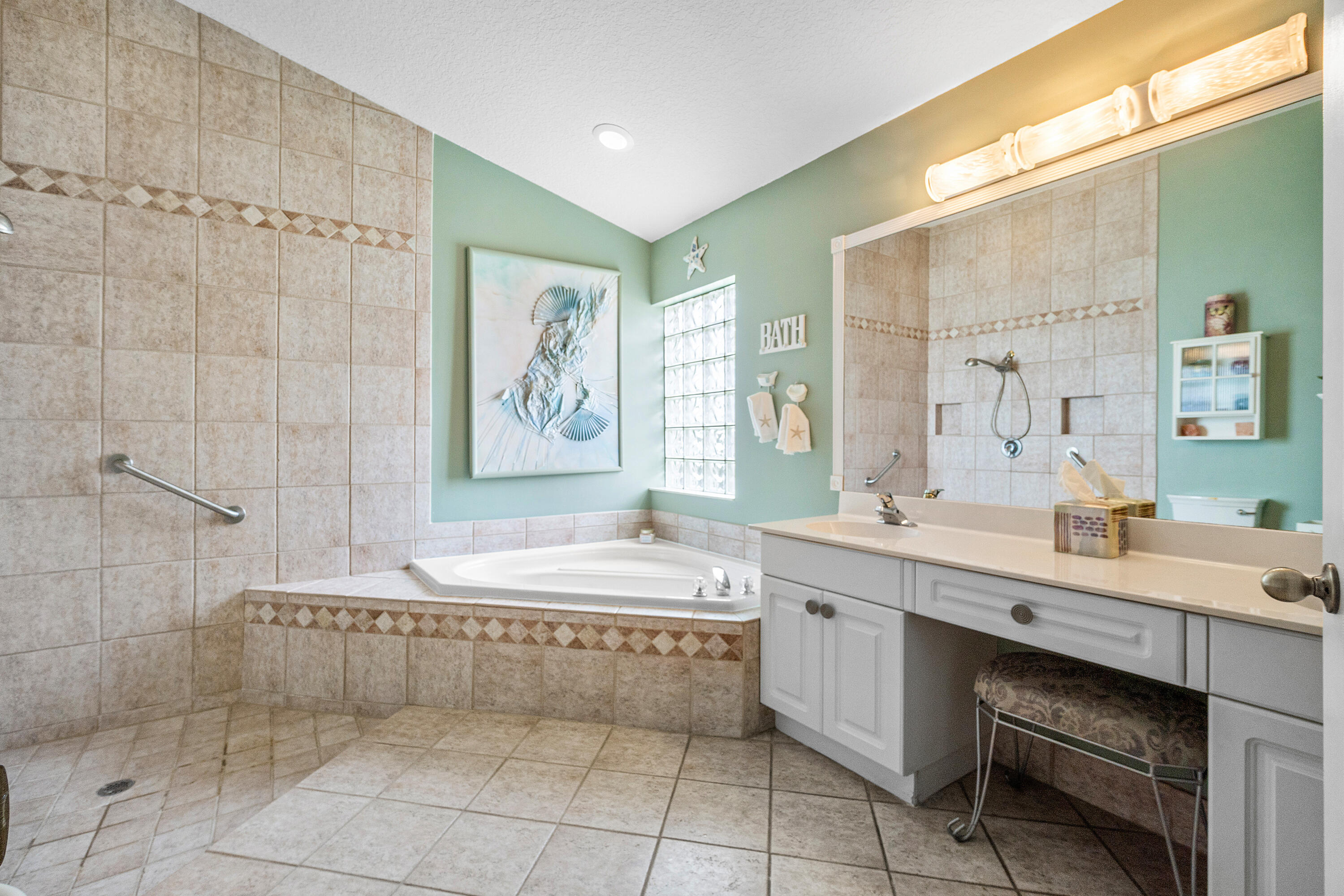 3512 Miramontes Circle, Wellington