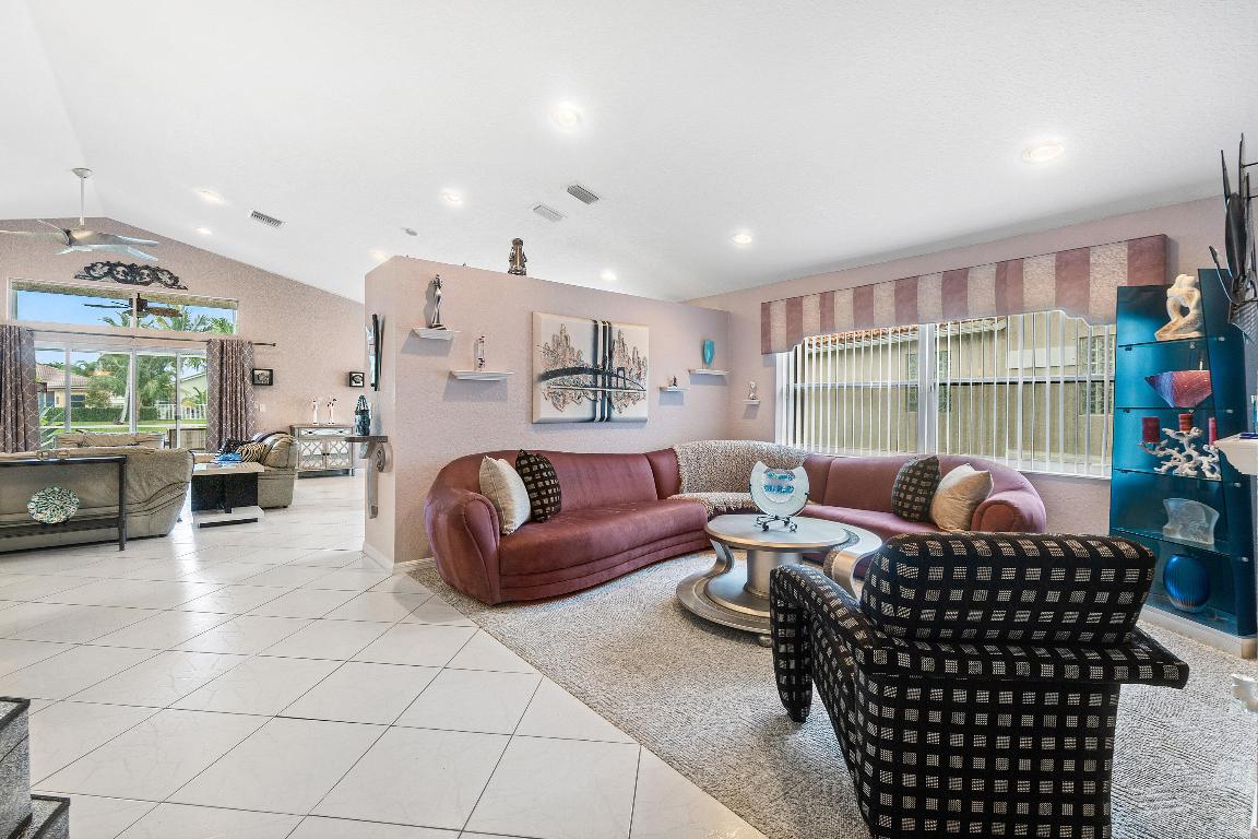3512 Miramontes Circle, Wellington