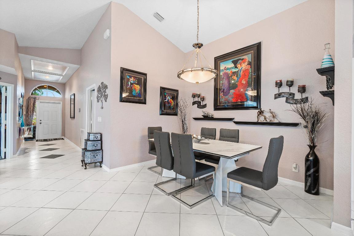 3512 Miramontes Circle, Wellington