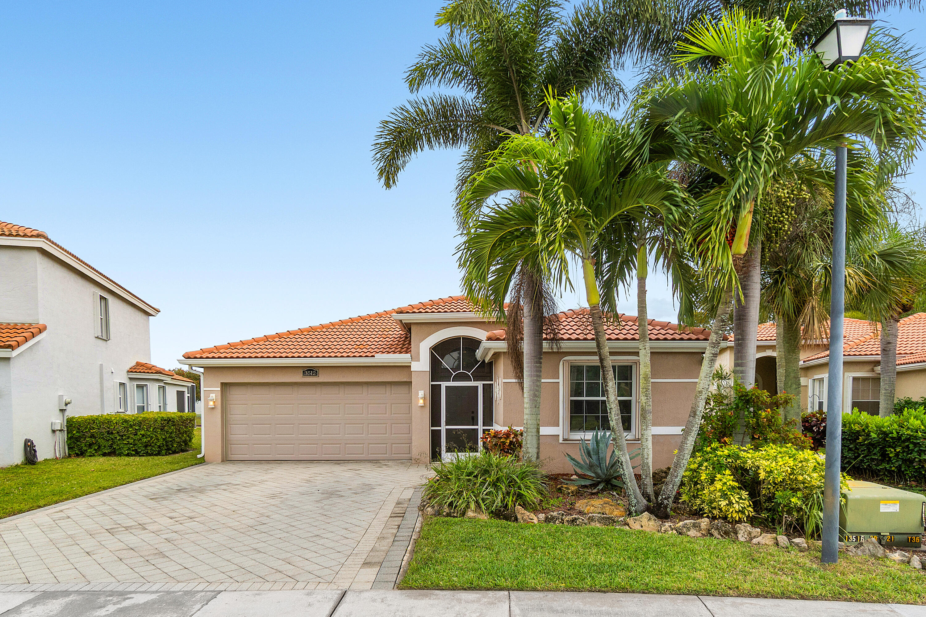3512 Miramontes Circle, Wellington