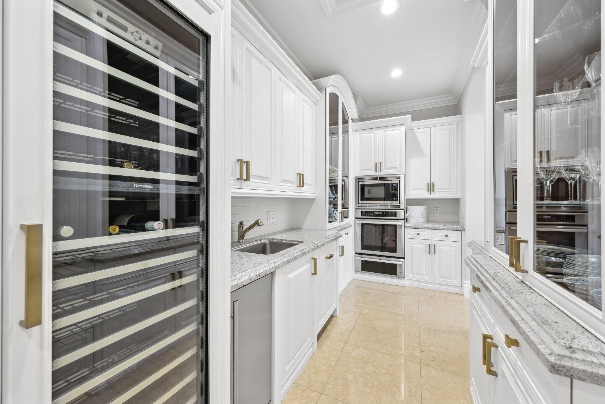 4216 Intracoastal Drive