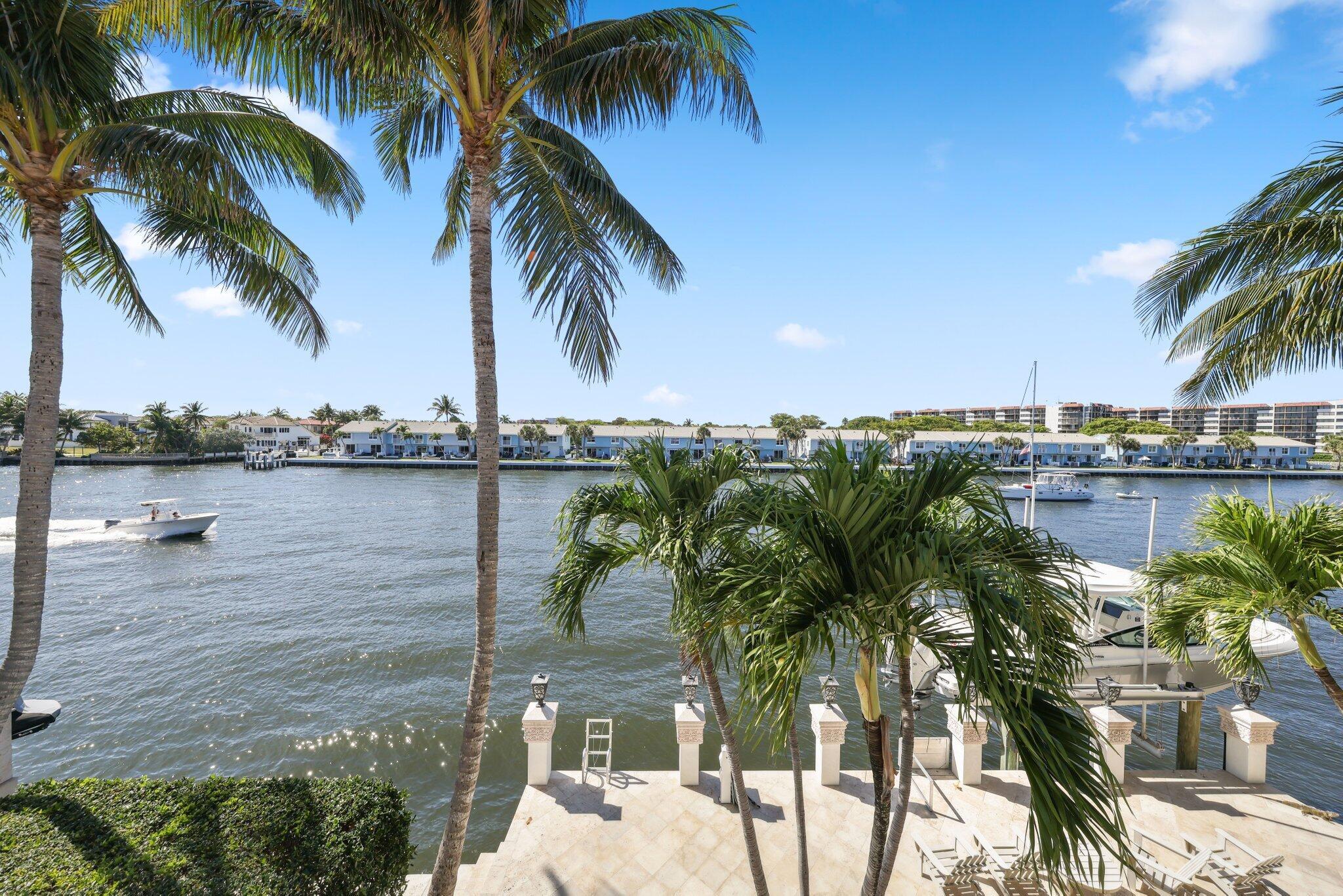 4216 Intracoastal Drive
