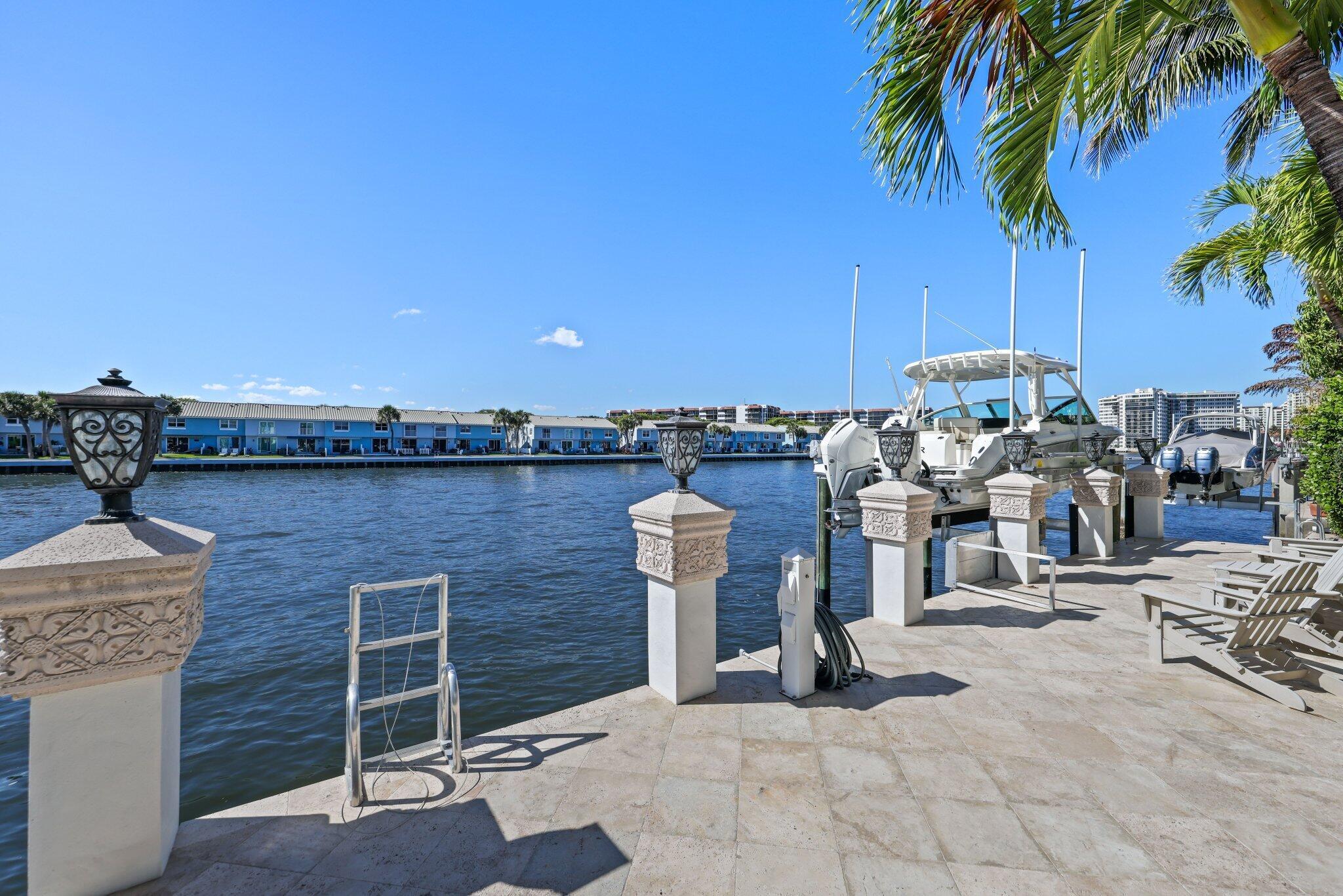 4216 Intracoastal Drive