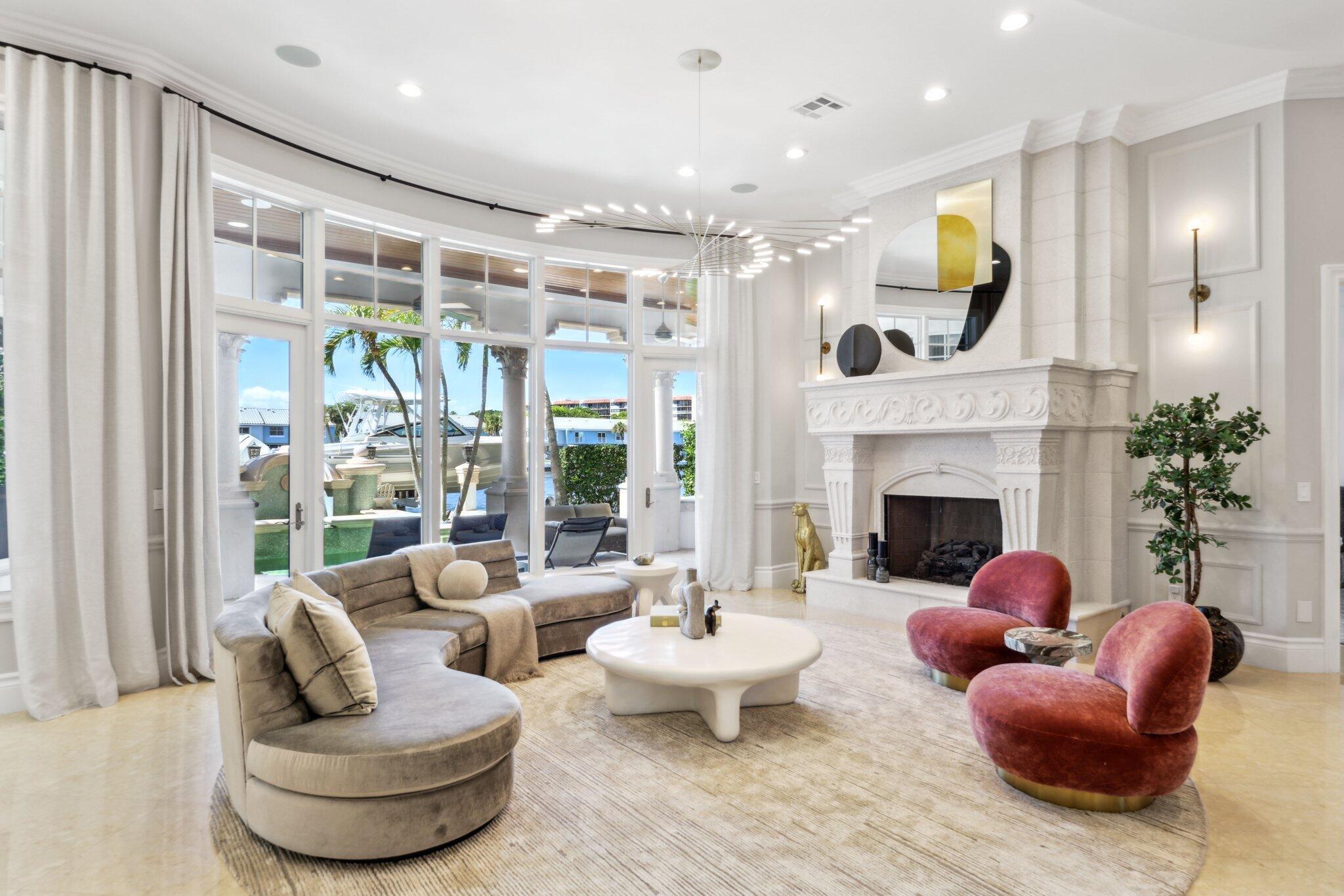4216 Intracoastal Drive