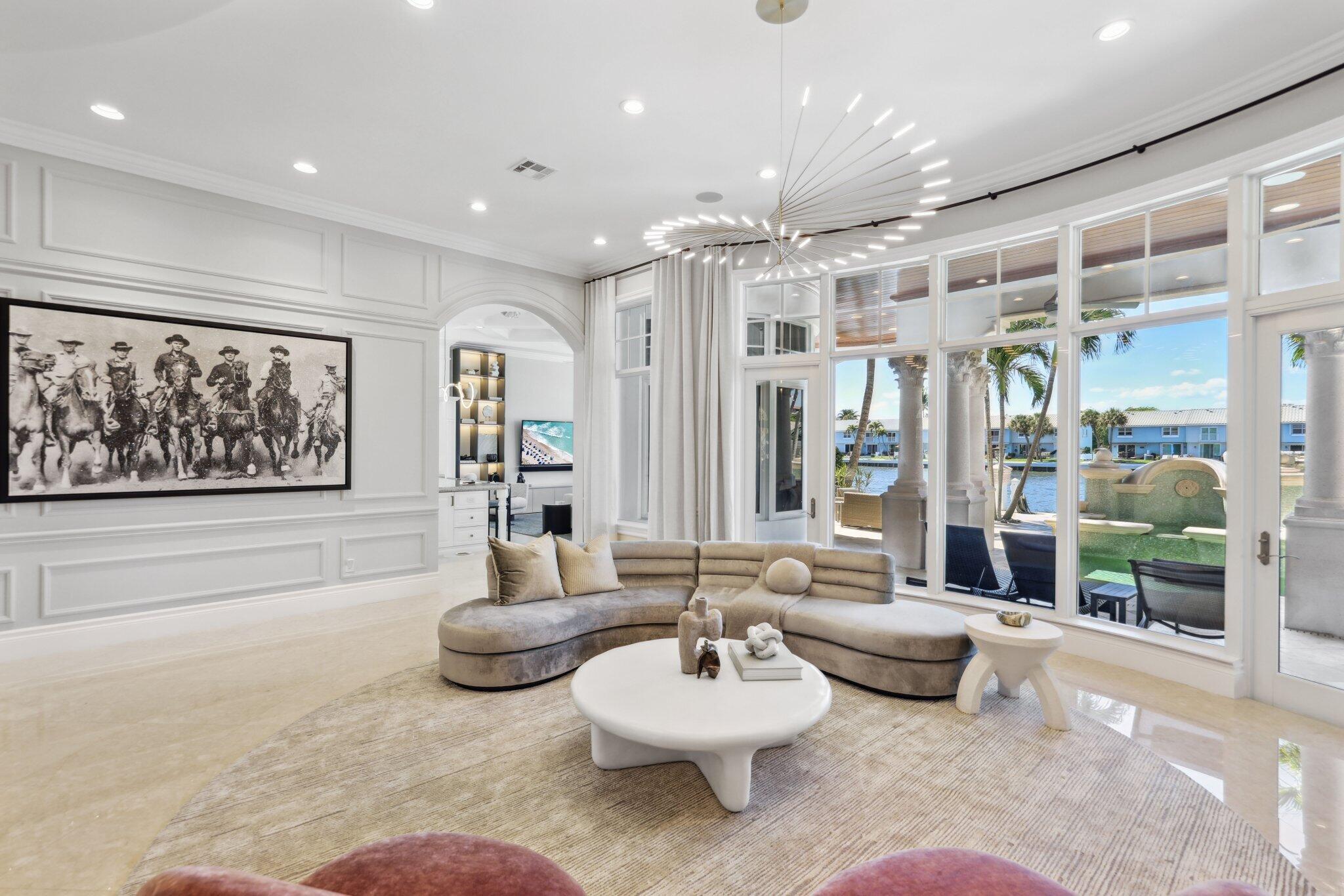 4216 Intracoastal Drive