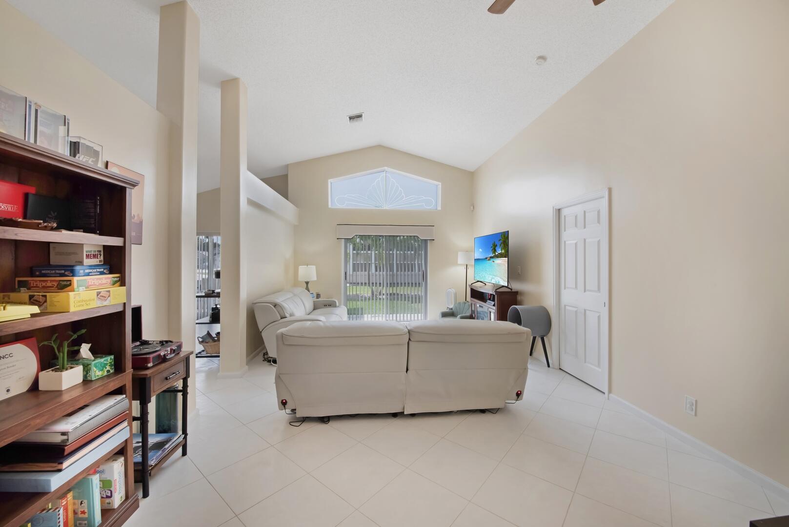 7710 N Great Glen Circle, Delray Beach