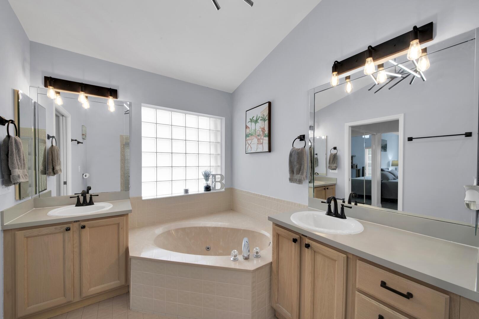 7710 N Great Glen Circle, Delray Beach